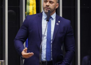 Audiência de custódia mantém prisão de Daniel Silveira