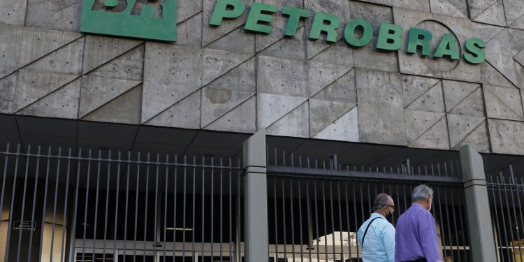 Com presidente do TCU, Prates reforça compromisso de transparência Com presidente do TCU, Prates reforça compromisso de transparência