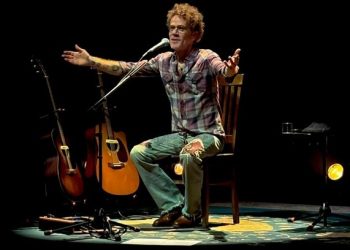 Show de Nando Reis em Manaus chega com ingressos quase esgotados