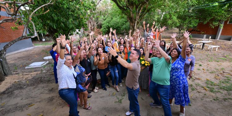 David Almeida destaca a relevância da participação feminina na política