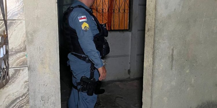 Homem é morto pela companheira após suposta descoberta de traição