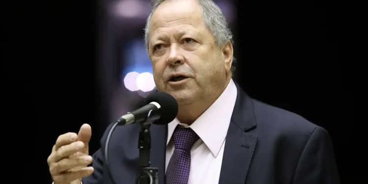 Moraes pede avaliação médica de Chiquinho Brazão na prisão