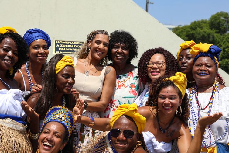 Tomaz Silva/Agência Brasil Rio de Janeiro (RJ), 20/11/2024 - A ministra da Igualdade Racial, Anielle Franco participa da celebração do dia Nacional da Consciência Negra no Monumento Zumbi dos Palmares, na região central da capital fluminense. Foto: Tomaz Silva/Agência Brasil