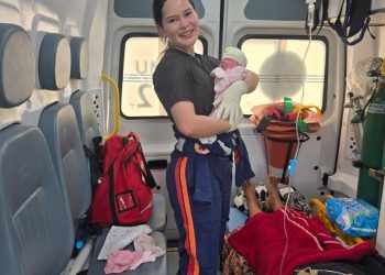 Profissionais do Samu realizam parto com sucesso em helicóptero