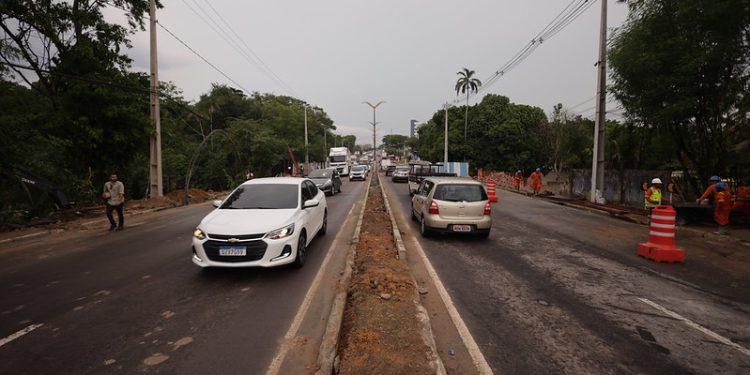 Prefeitura de Manaus avança com os trabalhos de finalização na avenida Mário Ypiranga