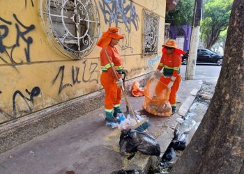 Prefeitura de Manaus intensifica ações de limpeza na área central e em pontos estratégicos