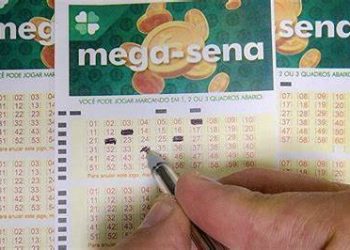 Prêmio acumulado em R$ 105 milhões da Mega-Sena será sorteado nesta sexta-feira