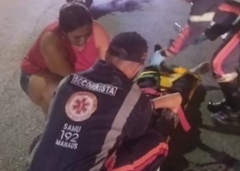 Jovem é esfaqueada por homem escondido em mata próximo a Shopping