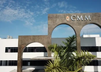 Aumento Polêmico: Prefeito e vereadores recebem 94% de aumento de salário