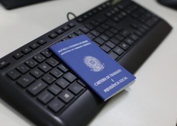 Sine Manaus oferta 417 vagas de emprego nesta segunda-feira (16)