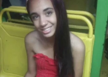 Adolescente desaparece após conhecer rapaz em jogo de celular