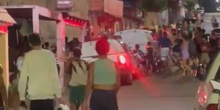 Mulher invade casa e mata idoso a golpes de terçado