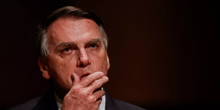 Bolsonaro cancela protesto contra Lula em Manaus e redireciona ato