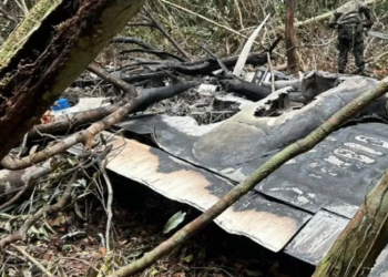 Avião venezuelano que transportava drogas é abatido pela FAB