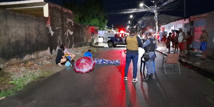 Jovem de 21 anos é morto a tiros durante suposto assalto em Manaus