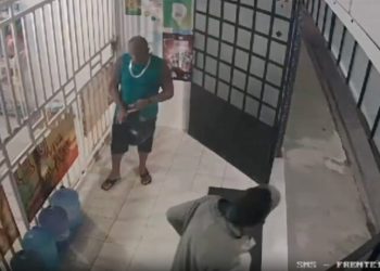 Homem é executado a tiros em distribuidora por desafeto; veja o vídeo 