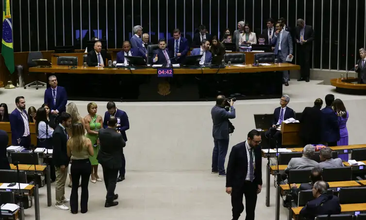 Lula Marques/Agência Brasil Brasília (DF), 13/03/2025 - Sessão do Congresso Nacional para referendar o acordo que liberou o pagamento das emendas parlamentares suspensas. O Supremo Tribunal Federal (STF) . Foto: Lula Marques/Agência Brasil