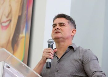 Prefeito reconhece atitude precipitada e afirma que viagem ao Caribe é alvo de boatos infundados