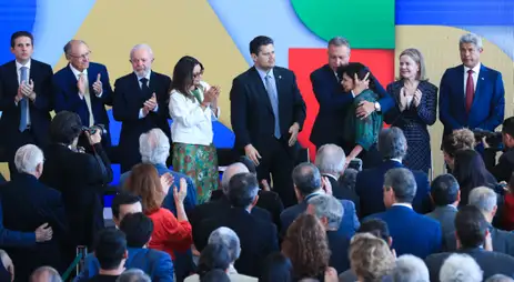 Lula Marques/Agência Brasil Brasília (DF), 10/03/2025 - O presidente da República, Luiz Inácio Lula da Silva, dará posse ao novo ministro da Saúde, Alexandre Padilha, e à nova ministra da Secretaria de Relações Institucionais da Presidência da República, Gleisi Hoffmann.. Foto: Lula Marques/Agência Brasil