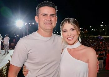 Ataques orquestrados por gabinete do ódio contra Izabelle Fontenelle expõem a face da misoginia no cenário político