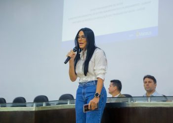 Shádia Fraxe rebate sobre restrições a servidores nas redes sociais: “Não é censura, é responsabilidade”