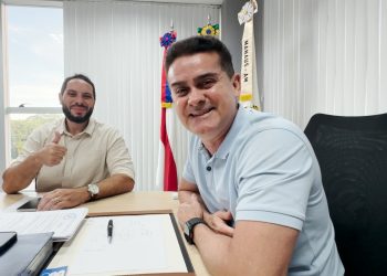 Prefeitura de Manaus anuncia pagamento de 14° salário para servidores da rede municipal de ensino