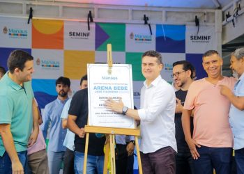 Prefeitura de Manaus entrega campo do Bebé revitalizado com estrutura funcional
