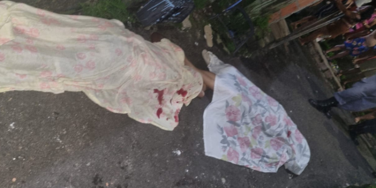 Moradores encontram homens executados após ouvirem tiros em Manaus