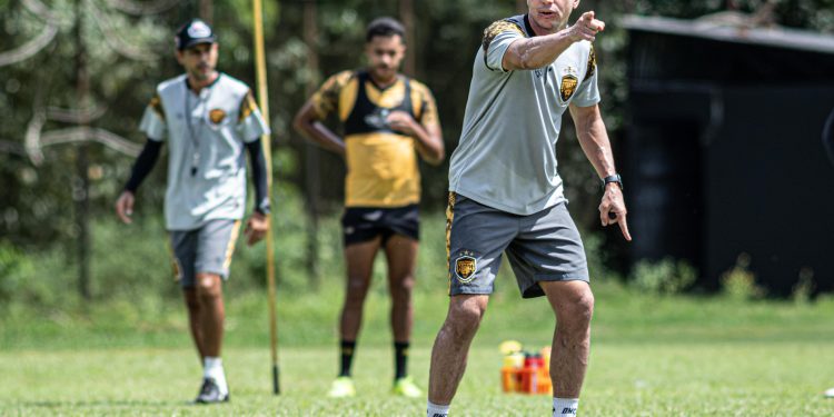 Amazonas FC anuncia desligamento de Eduardo Barros e Gustavo Almeida do comando técnico Amazonas FC anuncia desligamento de Eduardo Barros e Gustavo Almeida do comando técnico