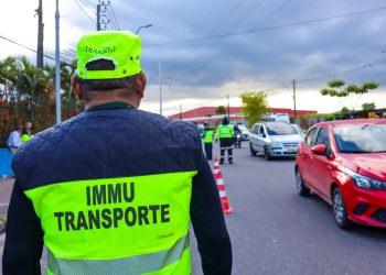Prefeitura de Manaus realiza operação ‘Transporte Legal’ e apreende veículos irregulares