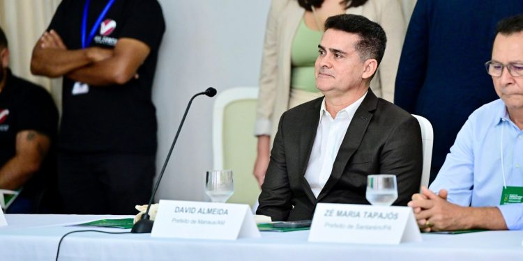 Gestão de David Almeida é destaque em debates sobre sustentabilidade durante ‘Encontro de Prefeitas e Prefeitos da Amazônia Legal’