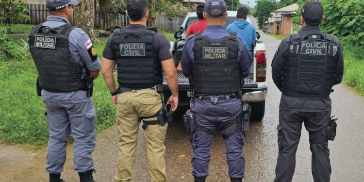 Dupla é presa por feminicídio, estupro e ocultação de cadáver de mulher