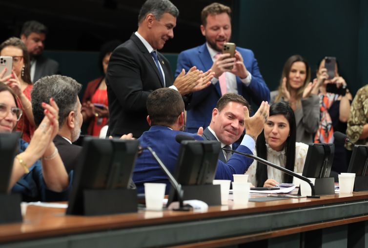 Brasília (DF), 07/05/2025 - Reunião da Comissão de Constituição e Justiça e de Cidadania (CCJ) da Câmara para votar requerimento que pede a suspensão de ação penal contra o deputado Ramagem.Foto: Lula Marques/Agência Brasil