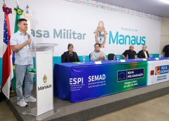 Prefeito David Almeida lança mais de 96 mil bolsas de estudo em idiomas e pós-graduação