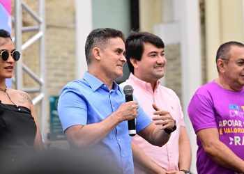 Prefeito David Almeida lança projeto que leva arte a feiras, terminais e praças de Manaus