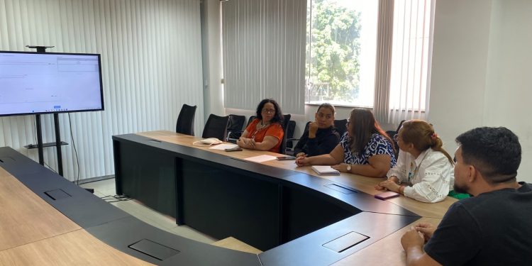 Prefeitura de Manaus promove treinamento para integração tecnológica do Disque-Denúncia ao sistema Hexagon