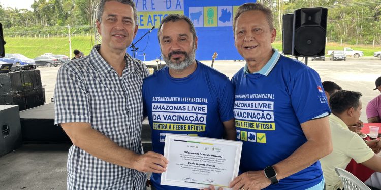 Adjuto Afonso celebra reconhecimento internacional do Amazonas como área livre de febre aftosa