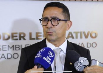 Deputado Daniel Almeida pede desculpas por fala durante debate sobre acidente fatal