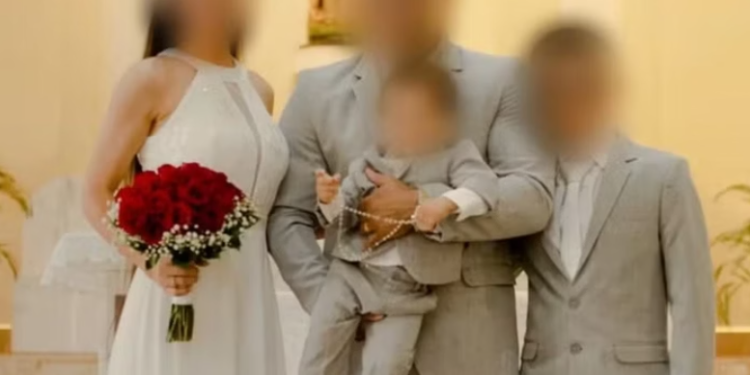 Adolescente mata pais e irmão após ser impedido encontrar namorada virtual