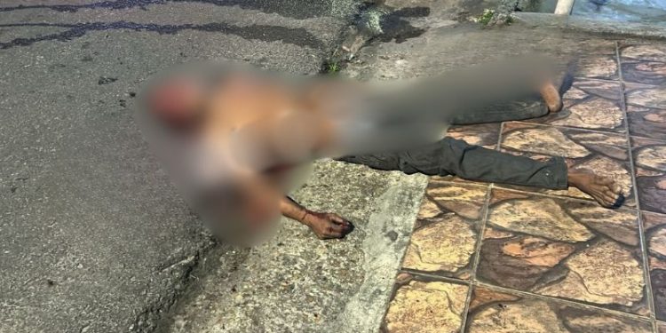 Homem em situação de rua é assassinado a pauladas após discussão na Cidade Nova