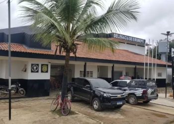 Onze detentos fogem de delegacia do Amazonas