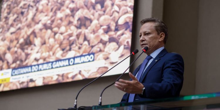 Deputado Adjuto Afonso destaca importância da produção de Castanha-do-Brasil em Tapauá durante discurso na Aleam