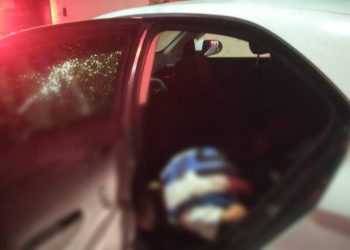 Adolescentes são mortos a tiros dentro de carro no Monte Sião