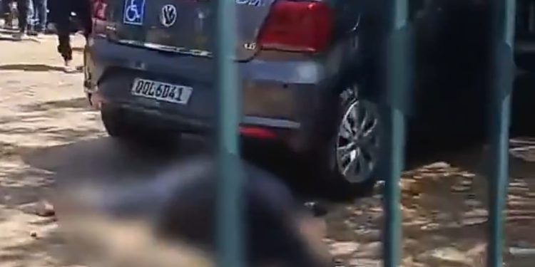 Dois alunos morrem e três ficam feridos durante ataque a tiros em escola; veja o vídeo