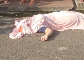 Mulher é morta a tiros enquanto levava filha para escola