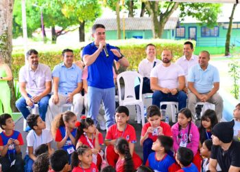 Prefeito David Almeida reabre Parque Cidade da Criança revitalizado em Manaus