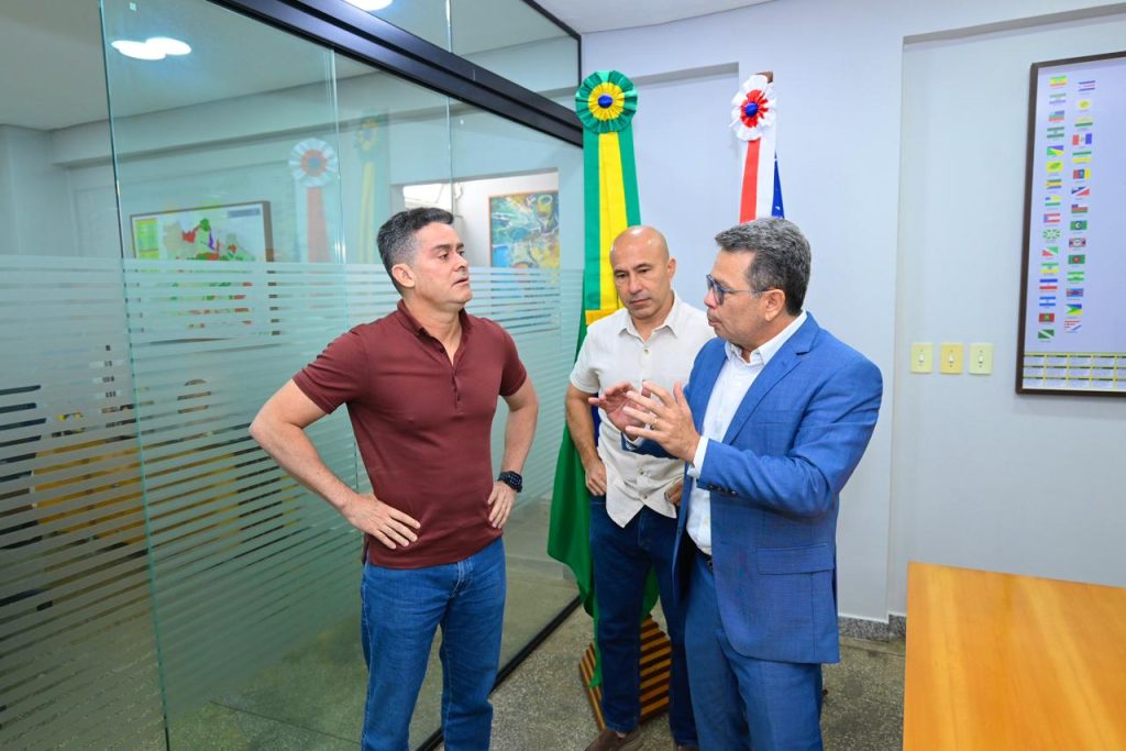 Prefeito David Almeida e Vice-governador Tadeu de Souza / FOTO: Dhyeizo Lemos / Semcom