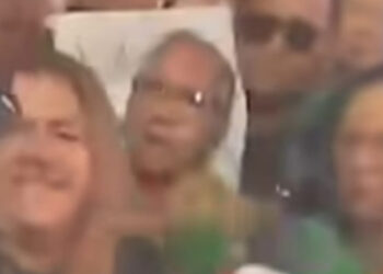 Lideranças sindicais elevam tensão e tumultuam protesto da previdência