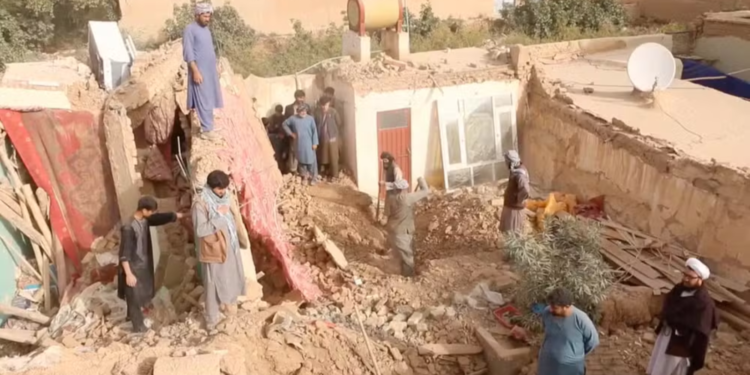 Terremoto deixa dezenas de mortos e centenas de feridos no Afeganistão