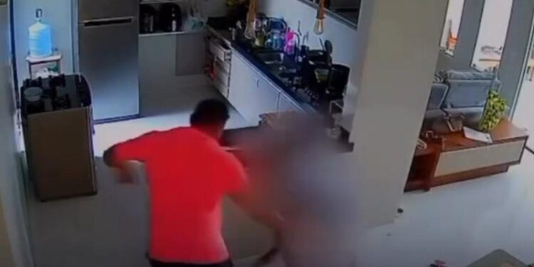 VÍDEO: Engenheiro agride esposa após discussão sobre finanças da empresa